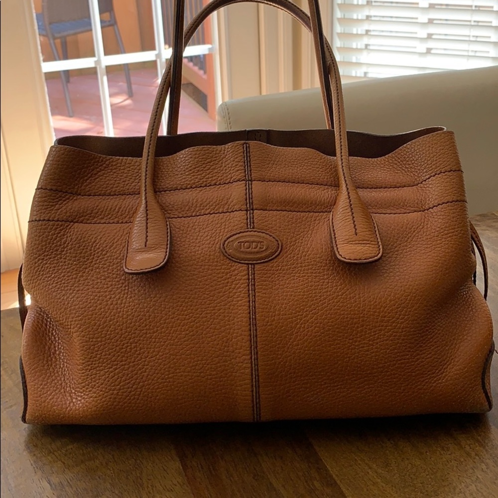 Tod’s leather bag.  Gently used condition.